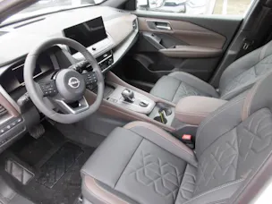 Nissan Qashqai 1.3 DIG-T 158 Tekna 4x4