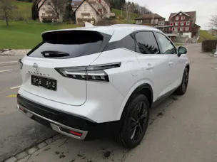 Nissan Qashqai 1.3 DIG-T 158 Tekna 4x4