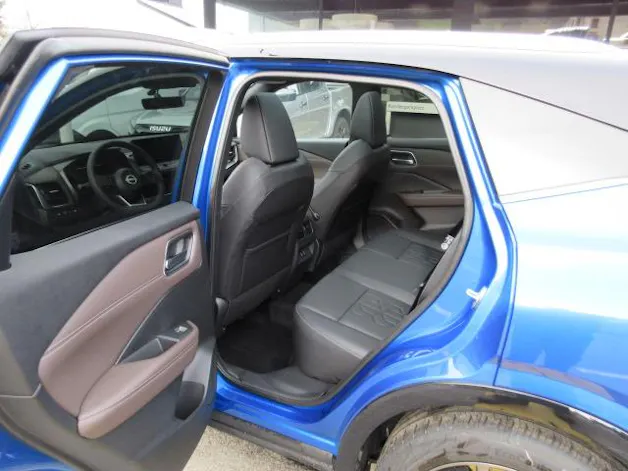 Nissan Qashqai 1.3 DIG-T 158 Tekna 4x4