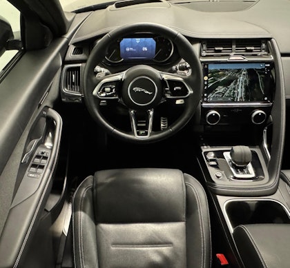 JAGUAR E-Pace 1.5 T 300e R-Dynamic HSE AWD 3