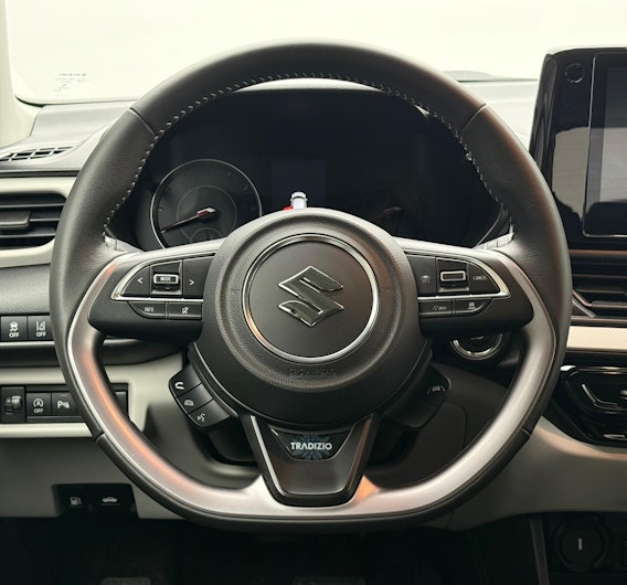 Vehicle image SUZUKI SWIFT