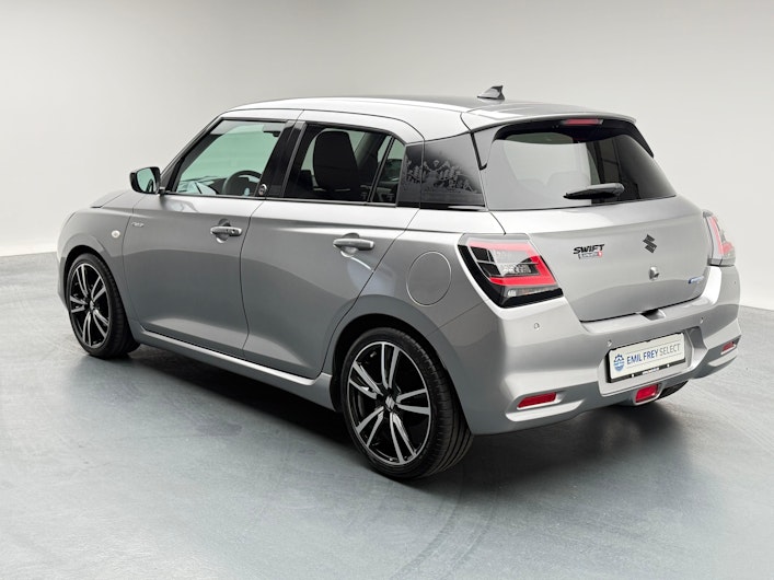 Vehicle image SUZUKI SWIFT