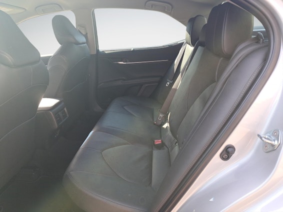 Vehicle image 14 Vehicle image 14