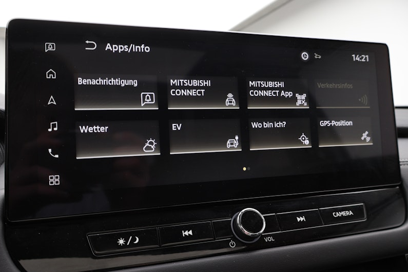 Vehicle image MITSUBISHI OUTLANDER