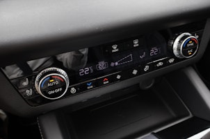 Vehicle image MITSUBISHI Outlander 2.4 PHEV Instyle 4x4 ab 0.8% Leasing