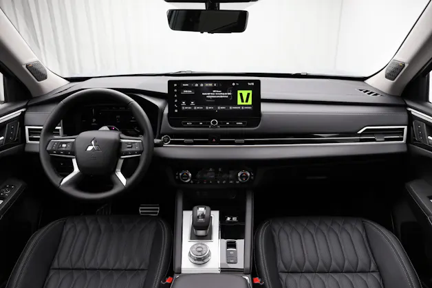 Mitsubishi Outlander 2.4 PHEV Instyle 4x4 ab 0.8% Leasing