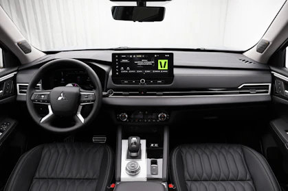 MITSUBISHI OUTLANDER 5