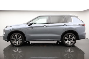 Vehicle image MITSUBISHI Outlander 2.4 PHEV Instyle 4x4 ab 0.8% Leasing