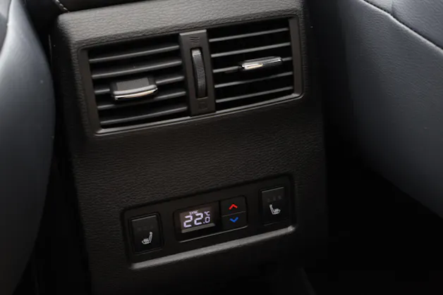 Mitsubishi Outlander 2.4 PHEV Instyle 4x4 ab 0.8% Leasing