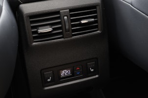 Vehicle image MITSUBISHI Outlander 2.4 PHEV Instyle 4x4 ab 0.8% Leasing