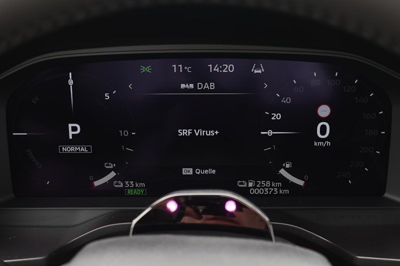 Vehicle image MITSUBISHI OUTLANDER