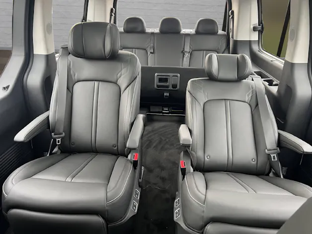 Hyundai Staria Premium 1.6 GDi HEV Vertex
