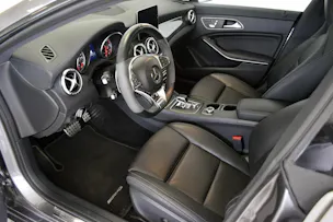 Mercedes-Benz CLA 45 AMG 4m Shooting Brake