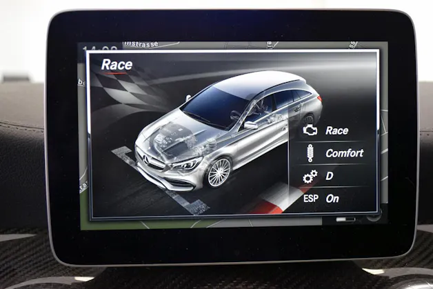 Mercedes-Benz CLA 45 AMG 4m Shooting Brake