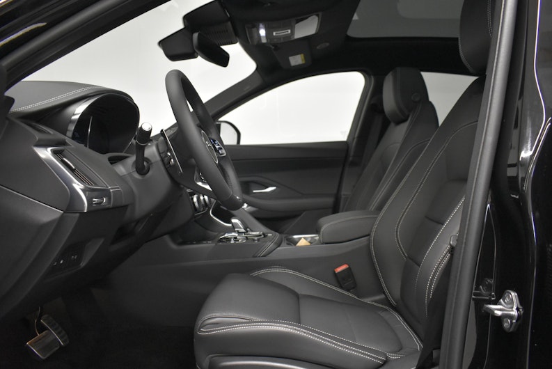 Vehicle image JAGUAR E-PACE