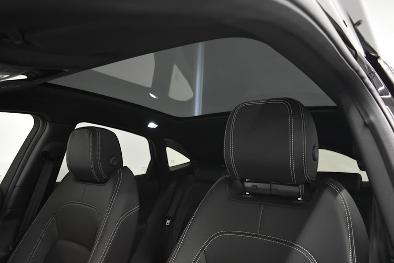 Vehicle image JAGUAR E-PACE