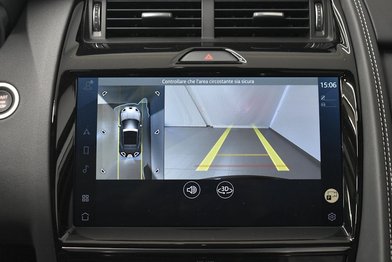 Vehicle image JAGUAR E-PACE