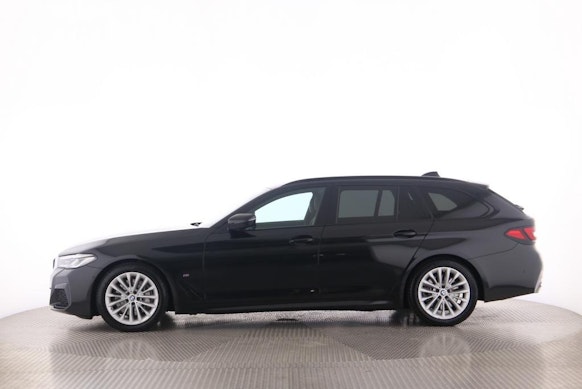 BMW 530d xDrive Touring 3