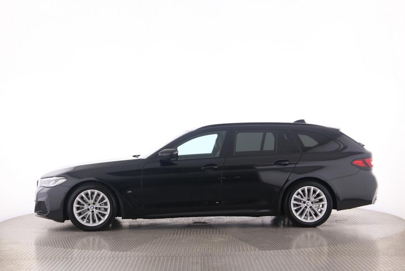 Vehicle image BMW 5 SERIES