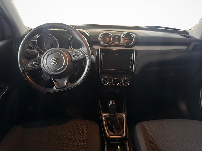Vehicle image SUZUKI SWIFT