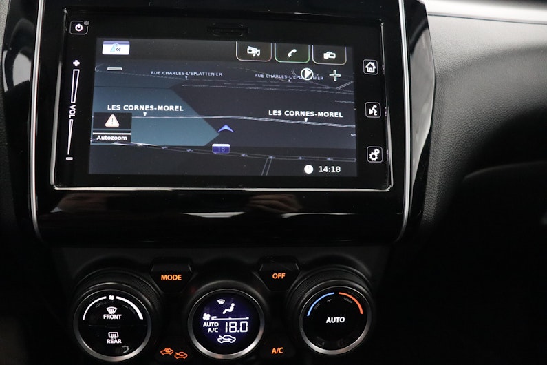 Vehicle image SUZUKI SWIFT