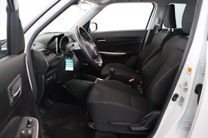 Vehicle image SUZUKI Swift 1.2 Compact Top Hybrid 4x4