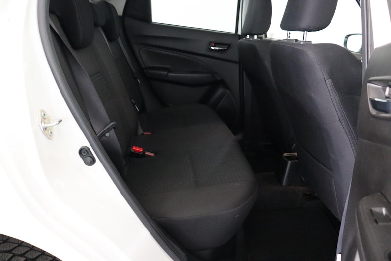 Vehicle image SUZUKI SWIFT