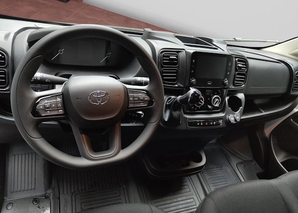 Vehicle image 8 Vehicle image 8