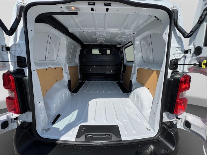 Vehicle image TOYOTA PROACE