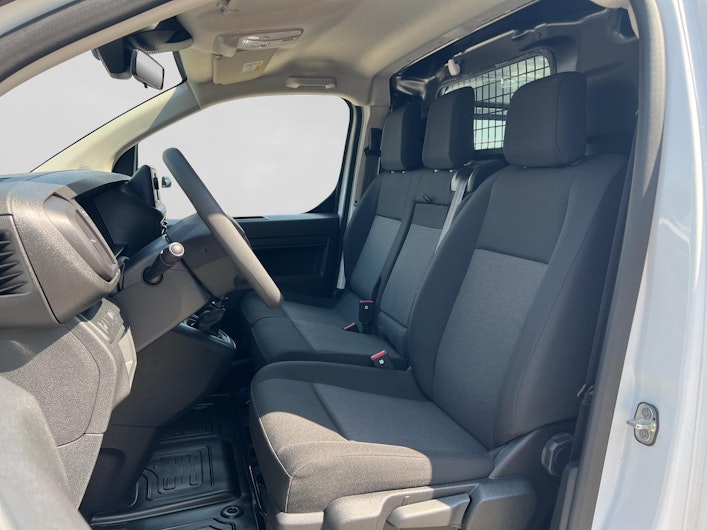 Vehicle image TOYOTA PROACE