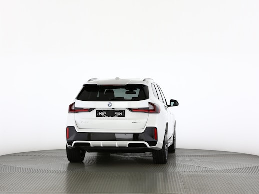BMW iX1 30 xDrive 2