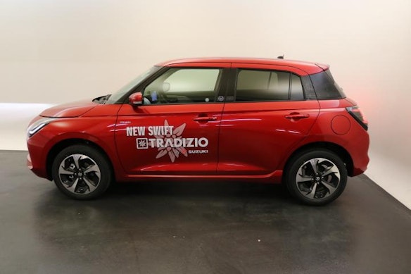 SUZUKI Swift 1.2 Tradizio Top Hybrid 4x4 2