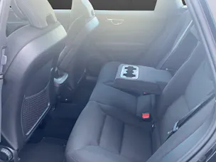 Volvo XC60 2.0 B5 MH Momentum AWD