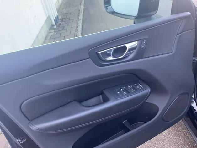 Volvo XC60 2.0 B5 MH Momentum AWD