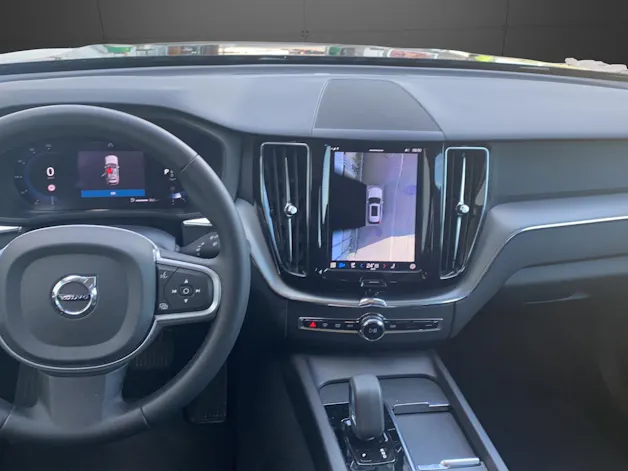 Volvo XC60 2.0 B5 MH Momentum AWD