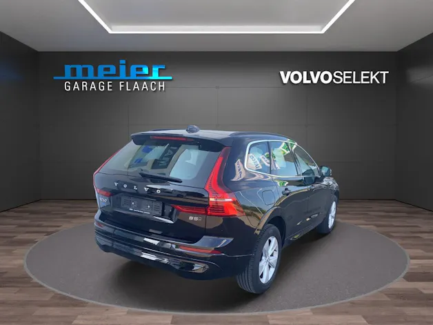 Volvo XC60 2.0 B5 MH Momentum AWD