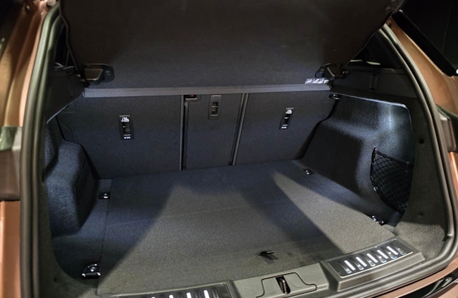 Vehicle image 3 Vehicle image 3