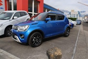 First vehicle image