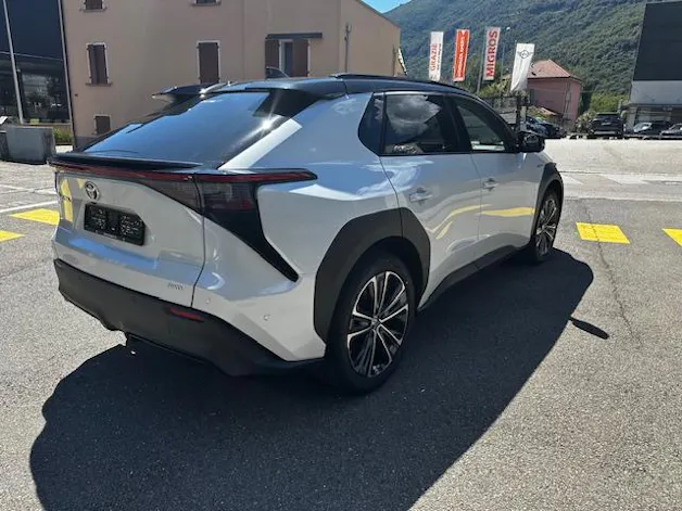 Toyota bZ4X Premium AWD
