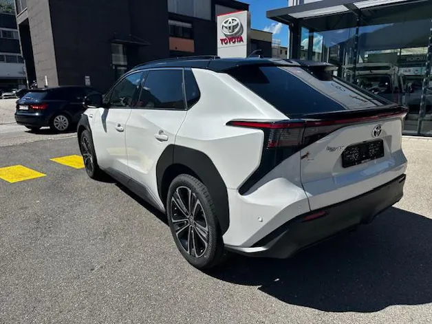Toyota bZ4X Premium AWD