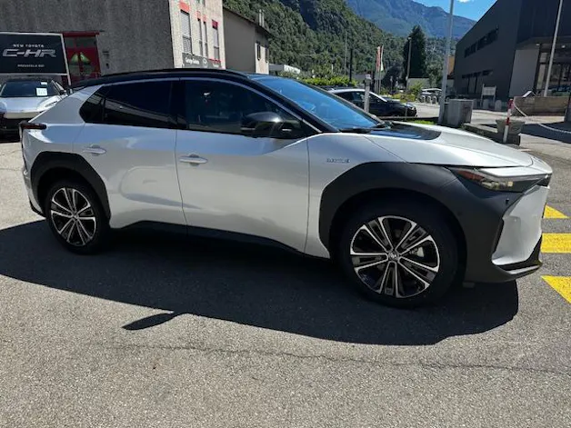 Toyota bZ4X Premium AWD