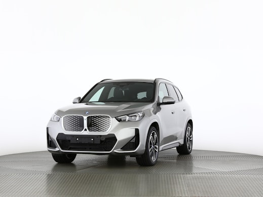 BMW iX1 30 xDrive 0