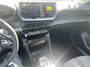 Peugeot 208 1.2 Hybrid Allure Premium