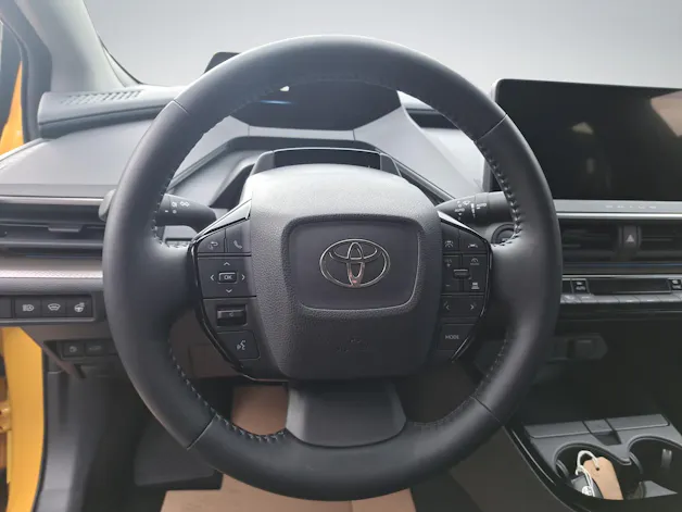Toyota Prius 2.0 Plug-In-Hybrid Style