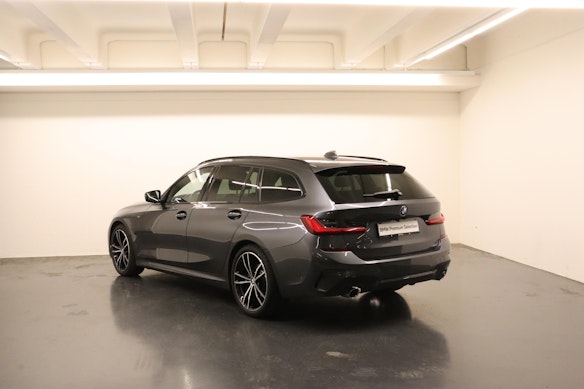 BMW 320d xDrive SAG Touring 2