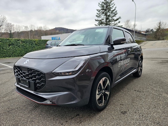 First vehicle image