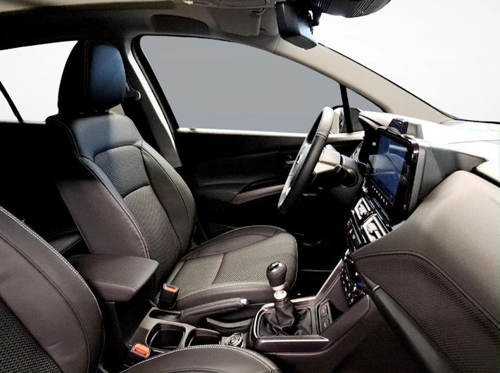 Fahrzeugbild SUZUKI S-CROSS