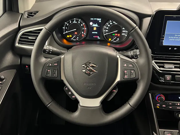 Suzuki S-Cross 1.4 T Compact Top Hybrid 4x4 Shark Fin