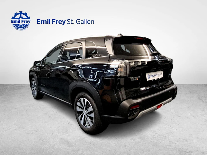 Fahrzeugbild SUZUKI S-CROSS