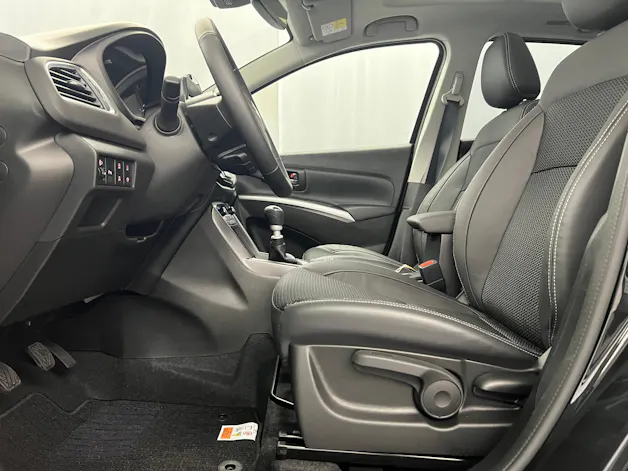Suzuki S-Cross 1.4 T Compact Top Hybrid 4x4 Shark Fin